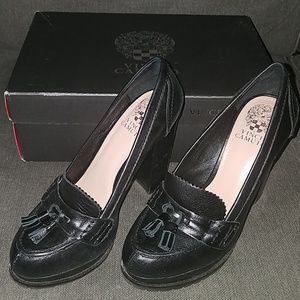 Vince Camuto black leather VC-Callin tasseled pump